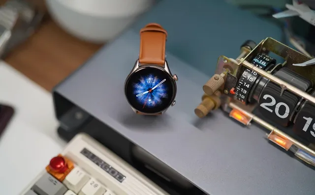 BOZLUN W3 Heart Rate -Blood Oxygen Monitor  Wristwatch