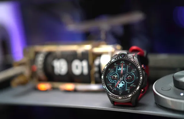 BOZLUN W3 Heart Rate -Blood Oxygen Monitor  Wristwatch
